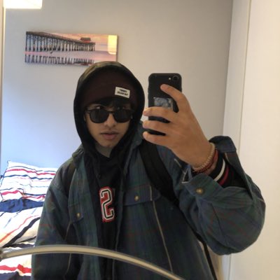 samsocka's tweet photo. #NouvellePhotoDeProfil https://t.co/ziTz0LjfAS