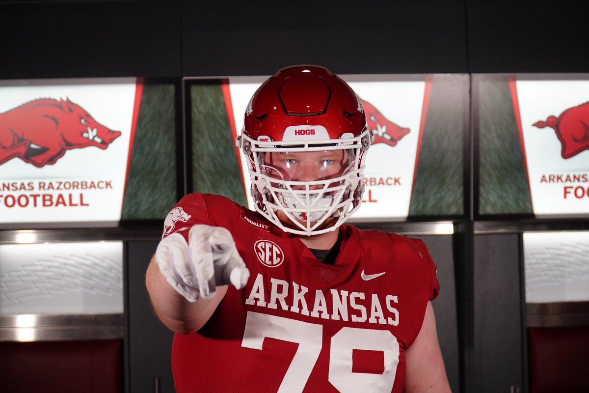 stroh_connor's tweet photo. After a great visit and conversations with @CoachCKennedy and @CoachSamPittman I am blessed to receive an offer to play football for @RazorbackFB! #WPS #SEC @TrustMyEyesO @WHSFBRecruiting @BlueChipOL @OtisKirk23 @TraderUark @ArRecruitingGuy @DannyWest247 @MartySecord https://t.co/yhYM7AXIx3