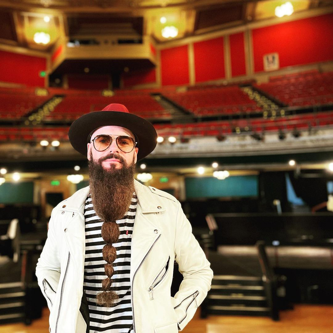 Elev8_Ent's tweet photo. Get to know our newest #Elev8Creator, @toddthemofo! Todd's a musician/composer/producer and keyboardist for the Grammy nominated rock band Rival Sons. We've got a lot of exciting content coming your way in 2022. Make sure to give him a follow! https://t.co/ZWHa1OWj2D