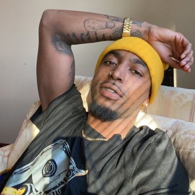 KingQpac's tweet photo. #NewProfilePic https://t.co/vS4M7WZUvX