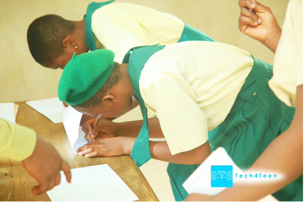 AdedejiOshinojo's tweet photo. Day 4 of 9days Outreach.

 "If we do not have enough resources to ensure our kid to exceed us, someone else will take over their destiny that we may not like or endorse" - Sandeep Sahajpal.

@_Tech4Teen @officialnyscng 
#TechAwareness
#TechOutreach
#Tech4Teen
#NYSCCDSPROJECT https://t.co/aE5Zl0eJlM
