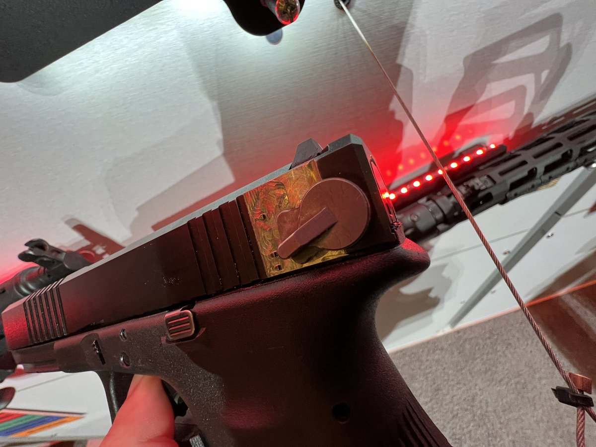printingguns's tweet image. Closer look at the $899 binary firing system for Gen 3 G17