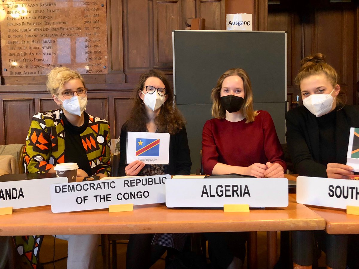 group_agn's tweet photo. We successfully completed our first day of negotiations at #beyondglasgow22
Looking forward to further fruitful conversations and agreements tomorrow! 🇩🇿🇨🇩🇷🇼🇿🇦🇺🇳 https://t.co/4fgAUWPXTa