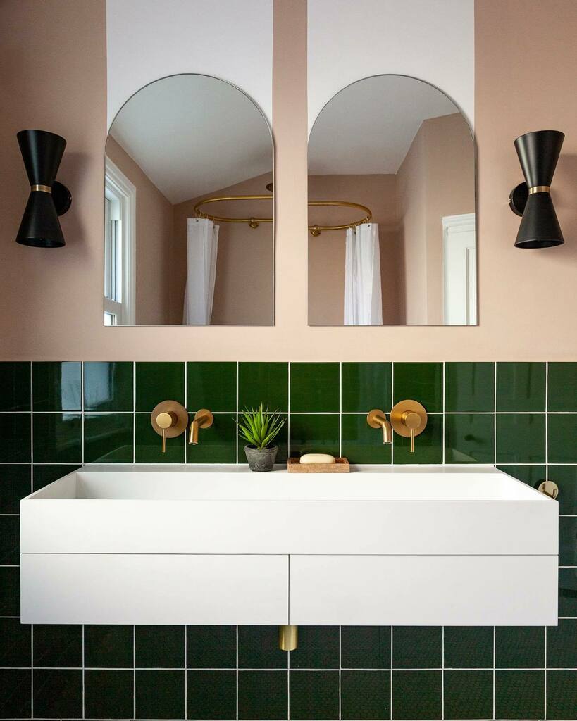 I'm currently knee-deep in designing bathrooms galore. Each one is completely different in look and feel. Pulling together a cohesive design that is not only functional but beautiful is always a challenge. The interplay between tiles, taps, sanitary ware… instagr.am/p/CY9dk5pqYkO/