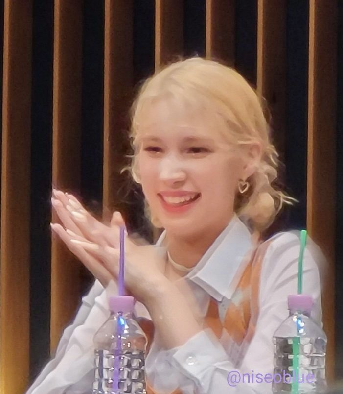 *·˚⋆⸝⸝You’re my light ꈍᴗꈍ tweet media