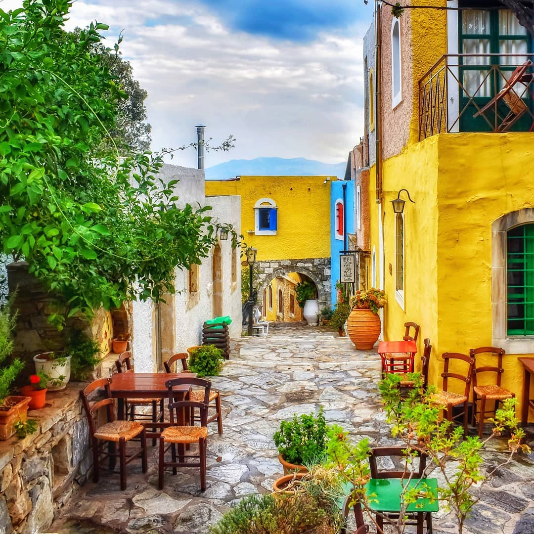 GreekPictures's tweet photo. #Arolithos, Traditional Cretan Village. #Crete
IG 📷 koulamelachrinaki https://t.co/9EMKZh2pbx