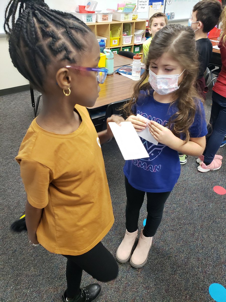 Mrs_Moore_TCES's tweet photo. My learners always like Quiz-Quiz-Trade when we review a concept. It's a great way to sneak in practice with writing & speaking in complete sentences while using academy vocabulary. ✏️🗣️ #LearningIsSocial @TISDTCES https://t.co/UQby76mqah