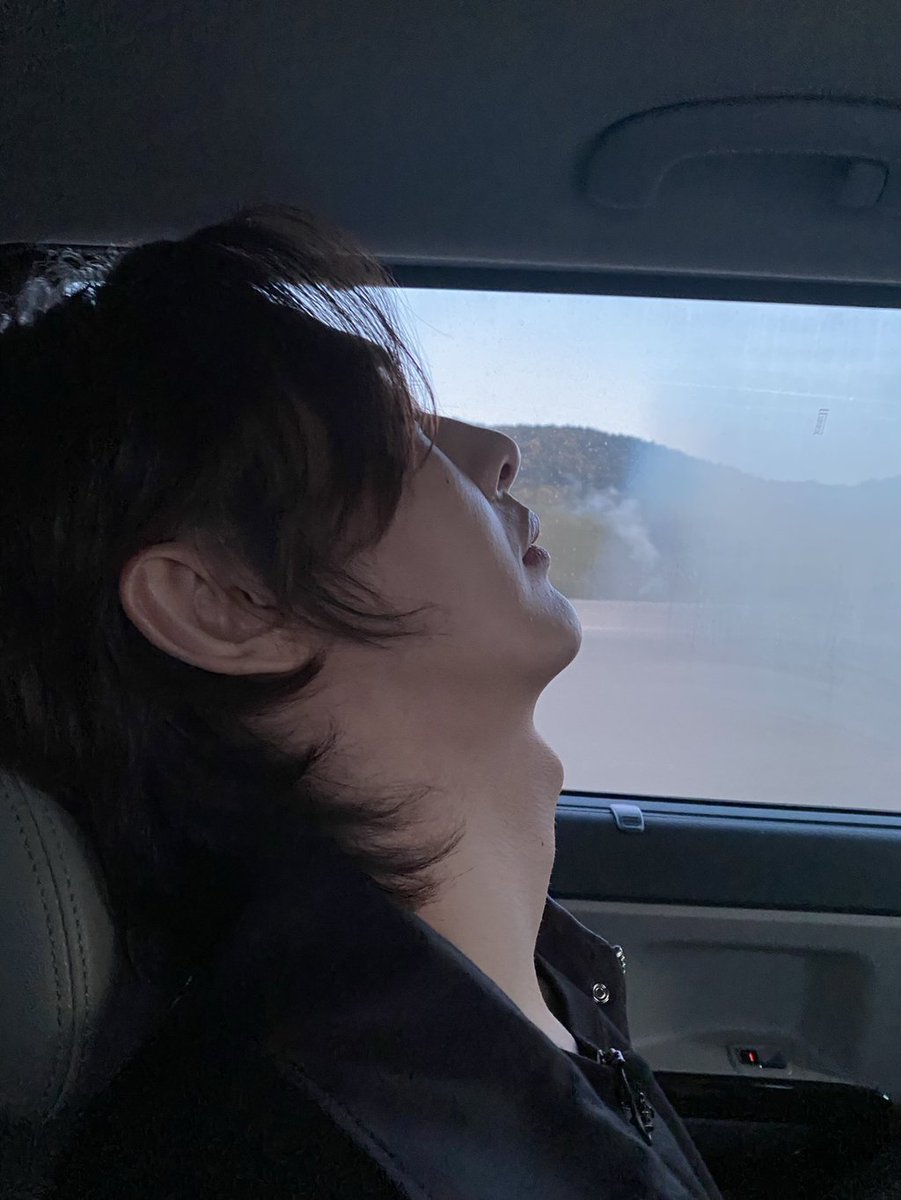 OnlyOneOf_esp's tweet photo. [🔔FANCAFE]

[#Nine] Un viaje para acampar emocionante 

Un momento muy feliz 🤧 (+9 fotos)

• #OnlyOneOf • #온리원오브 • @OnlyOneOf_twt • https://t.co/4P605jmaD0