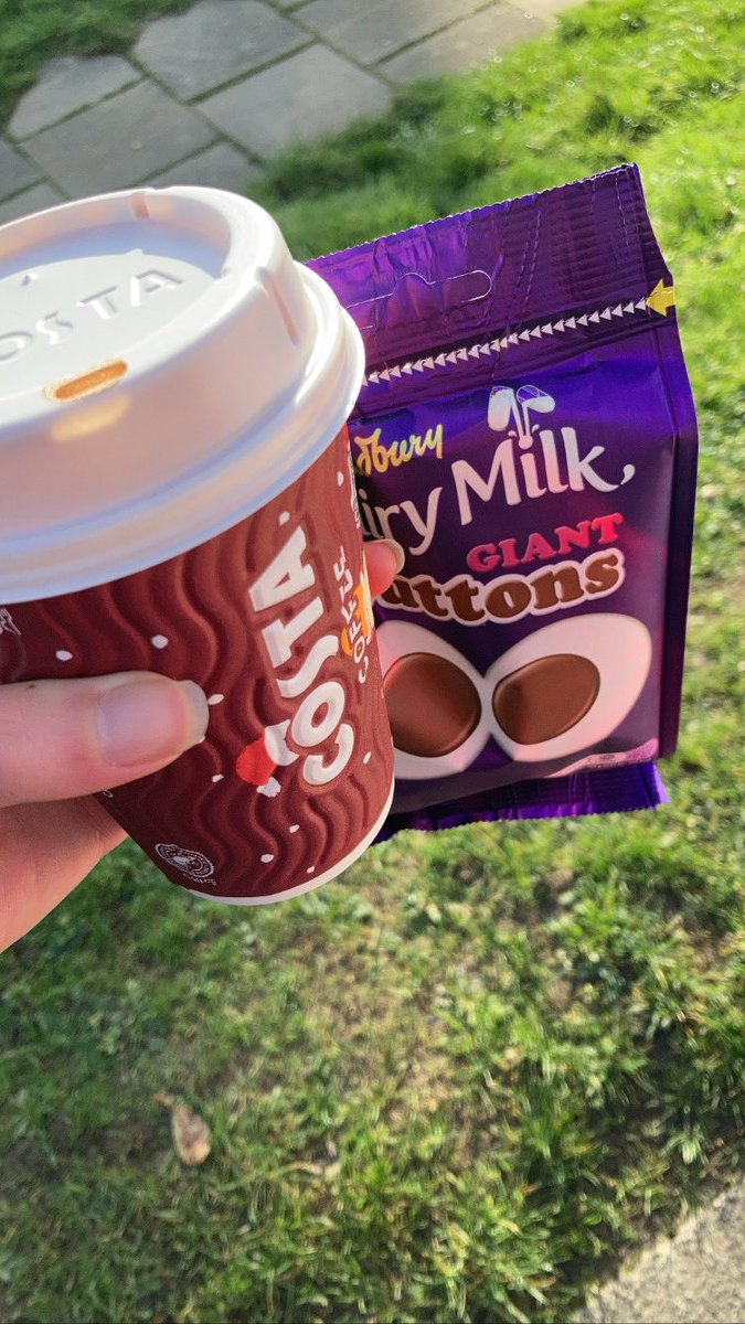 Busy day of work at the office, job interviewing and most importantly, delivering a bit of much needed chocolate and a mocha to one of my lovely colleagues who’s broken an ankle and off for 6 weeks. https://t.co/5rN35vflwJ