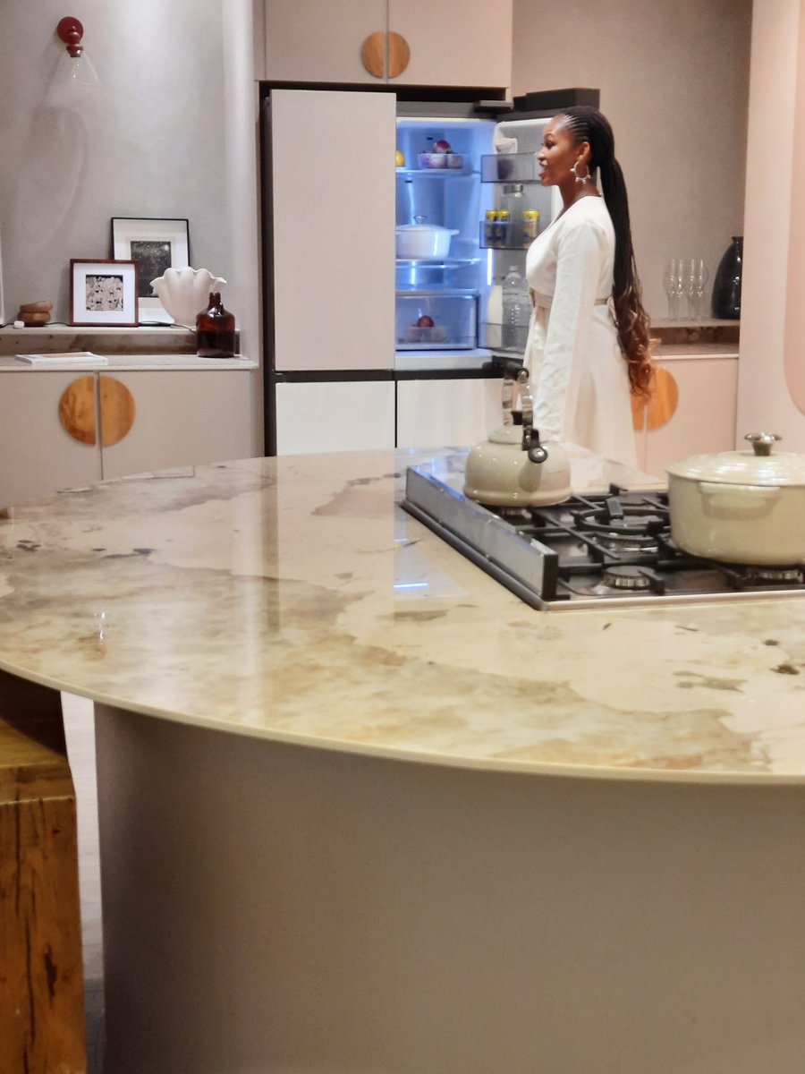 SamsungSA tweet media