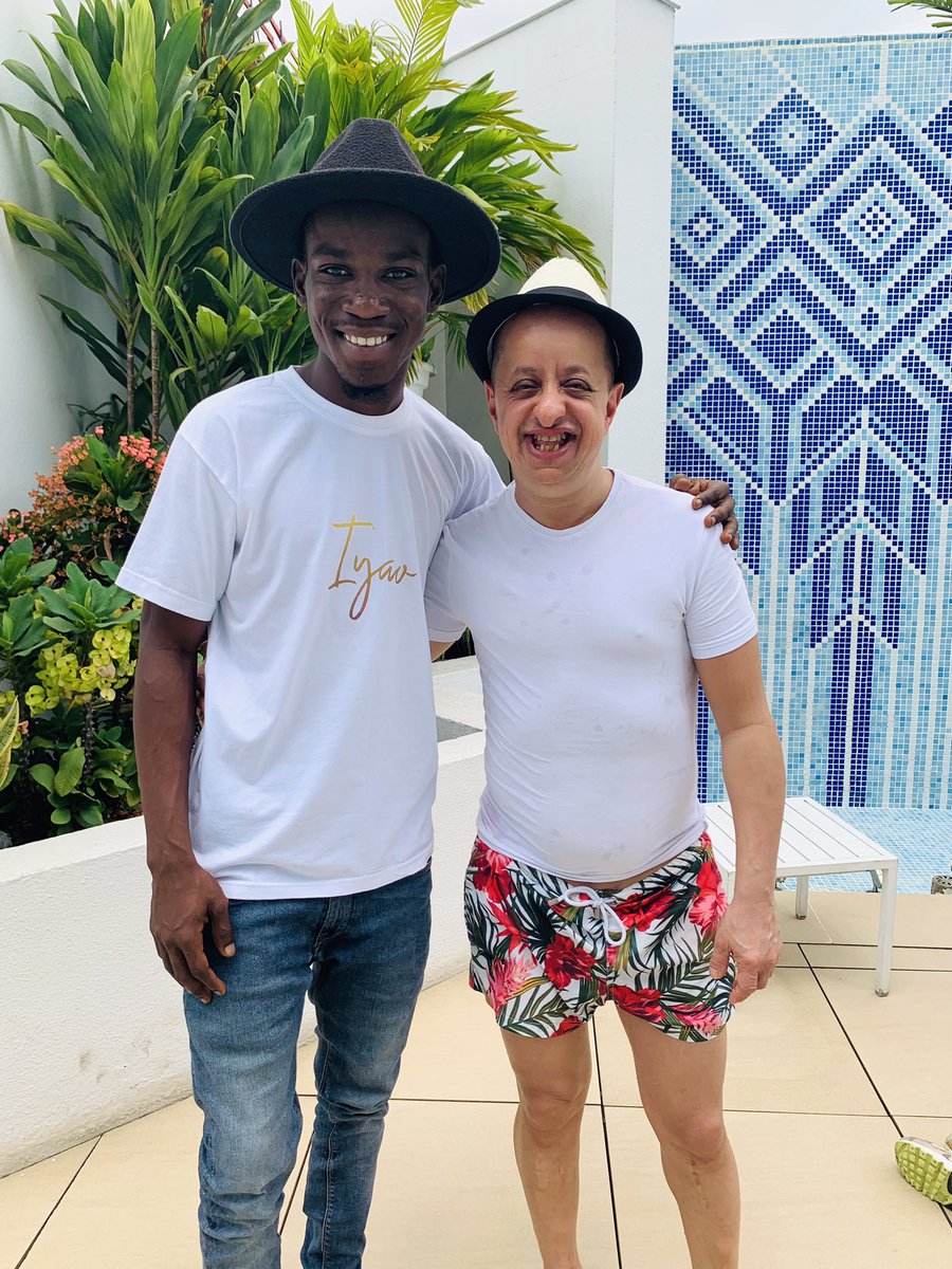 iffabiii's tweet photo. Rencontre exceptionnelle avec @Booder_officiel à Abidjan 🔥

Merci à Tiama Hôtel d’avoir occasionné ça 🙏🏾

Il a émit le souhait de venir nous régaler très bientôt au Bénin. Soyez prêts 📌

@MisterJuicyco 💛🧡 https://t.co/N9FW59FF6T