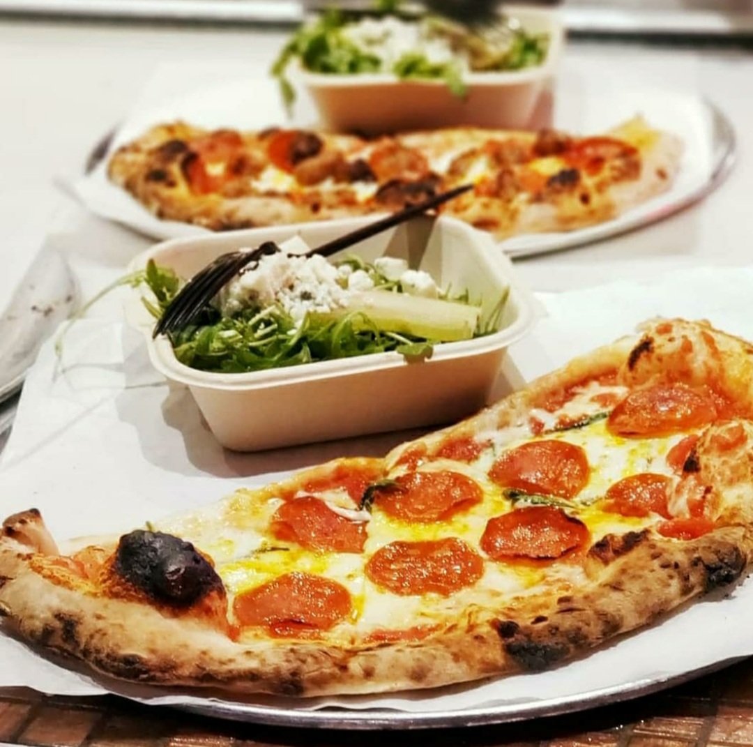 Lunch Special (1/2 pizza of your choice +1/2 side salad) in Spring Weather? Yes please!! pblsanjose.com #PizzaBoccaLupo #dtsj #sjeats #sjfoodie #bayareafood #bayareafoodie #pizza #lunch #lunchspecial #pepperoni #thincrustpizza #yum #neapolitanpizza #Napoli #900Fahrenheit