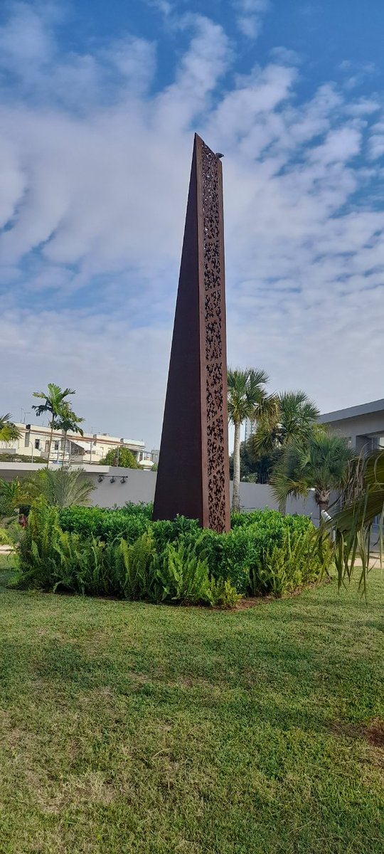 Magnífica la visita al Centro Fidel Castro. Verdaderamente una manera brillante y novedosa de conocer al cubano más grande del siglo XX.
#FidelVive <a href="/ISRICuba/">Universidad de Relaciones Internacionales. Cuba</a>