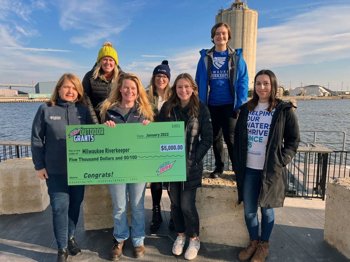 mkeriverkeeper's tweet photo. Some exciting news: Thanks to @MountainDew for awarding us a $5K #MTNDEWOutdoorGrant that we will be using to continue our mission of protecting and preserving the great outdoors in Milwaukee! #GetOutandDo https://t.co/d8aw4LJ2SO