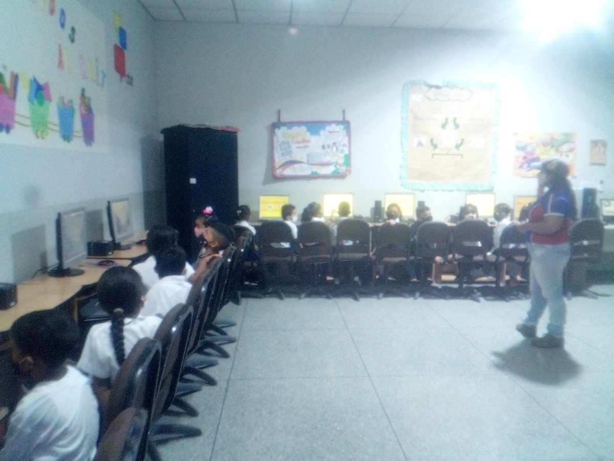 cbit_escalona's tweet photo. Atención a los estudiantes de 1ero C de la EIB "Escalona y Calatayud" con un recurso educativo sobre el abecedario. Reporta Nelia De Andrade y Angélica Romero @Fundabit_Yaracu https://t.co/aWnUghYxkt