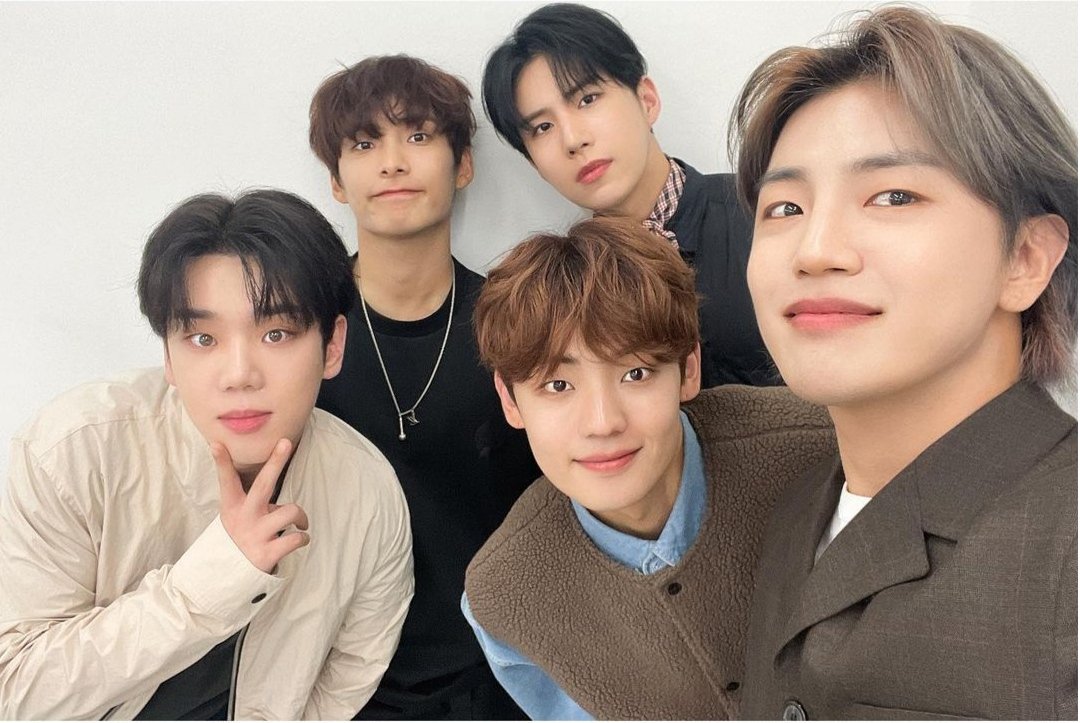 JLina_ace's tweet photo. @kpopradiopy @jicomp_ent Voto por "Savage" de #ACE @official_ACE7 #KpopRadioPy https://t.co/Xpvb99u2Yw