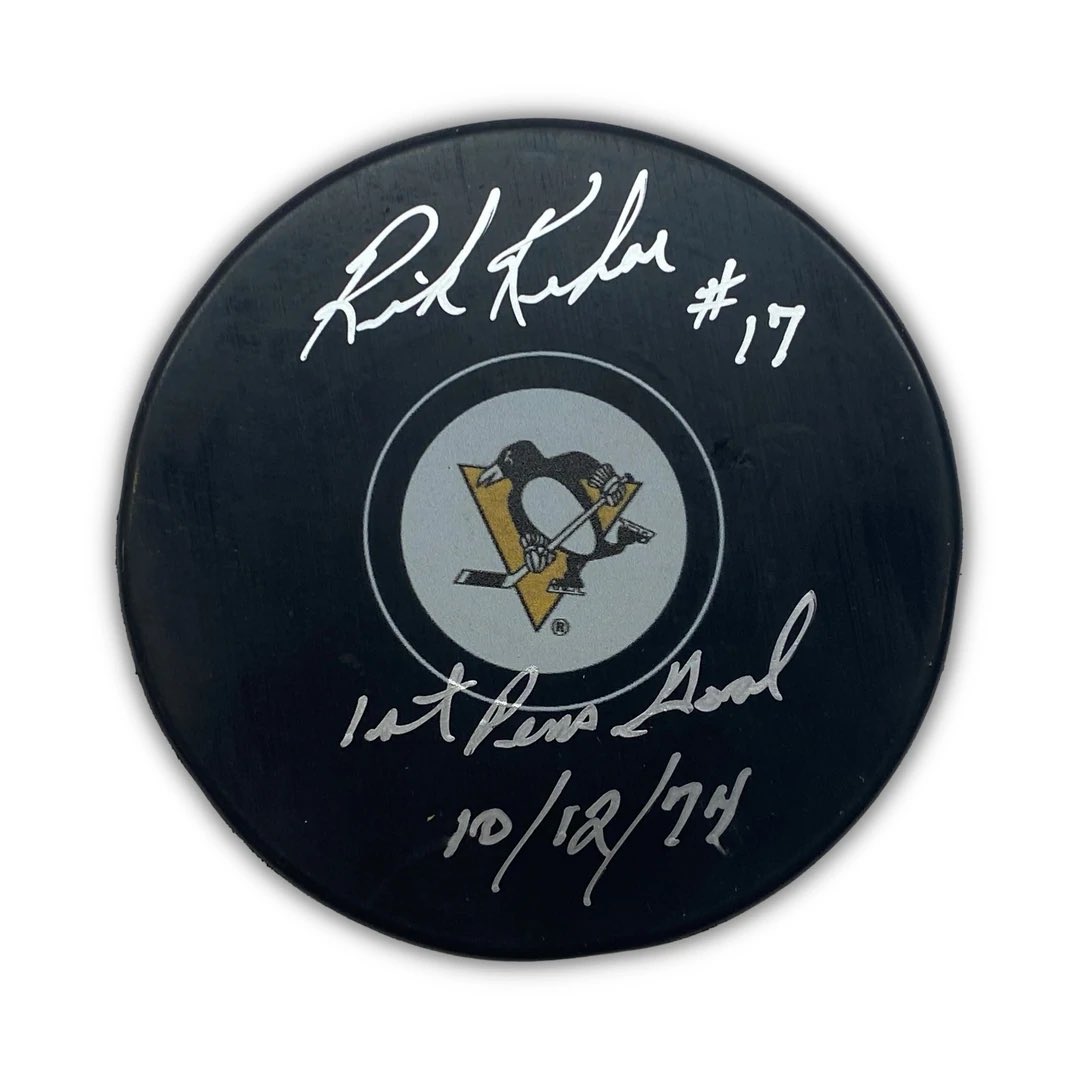 SignOnSports1's tweet photo. Tonight, the Pittsburgh Penguins are hosting 70’s Night at PPG Paints Arena! Rick Kehoe joined the Penguins in the 1974-75 season and spent 11 years here, tallying 636 points!

To add to your 70’s collection, visit https://t.co/SEFnhjg7gV

#letsgopens #HockeyTwitter #nhl https://t.co/6T9Re8Ysdx