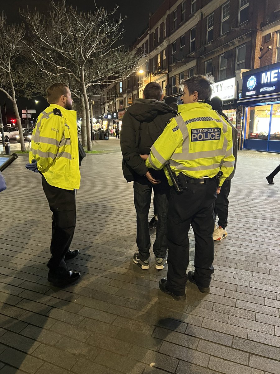 #Arrested 🚨 Another arrest for the team tonight on #CatfordBroadway. One male arrested for domestic ABH. We’re working hard to reduce violence against women and girls.