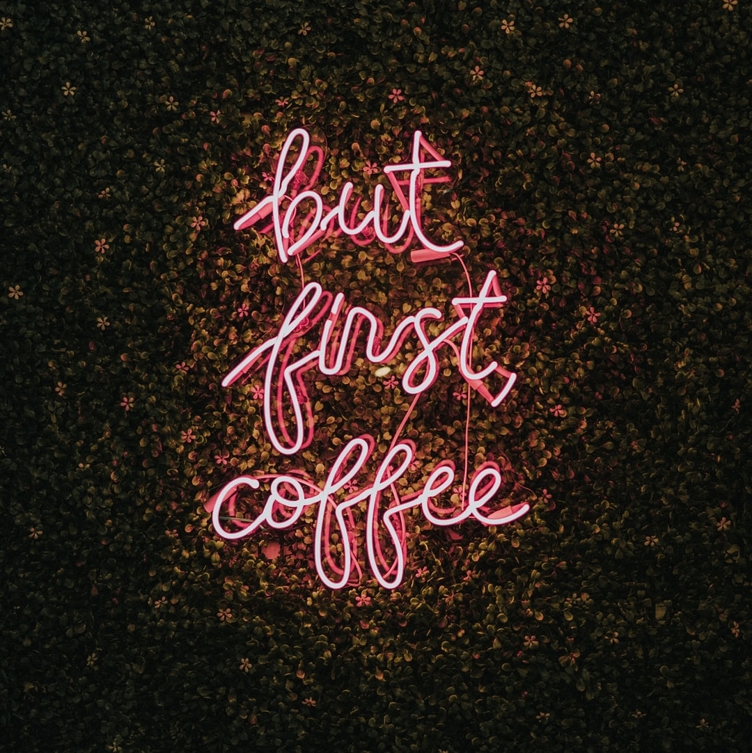 GetintheloopV's tweet image. Are you able to function before that first cup of coffee in the morning?
I can... but I prefer not to 🤪

The Old Farm Market Coffee House has some delicious options when it comes to food and drinks!! 

Photo by Katie Drazdauskaite