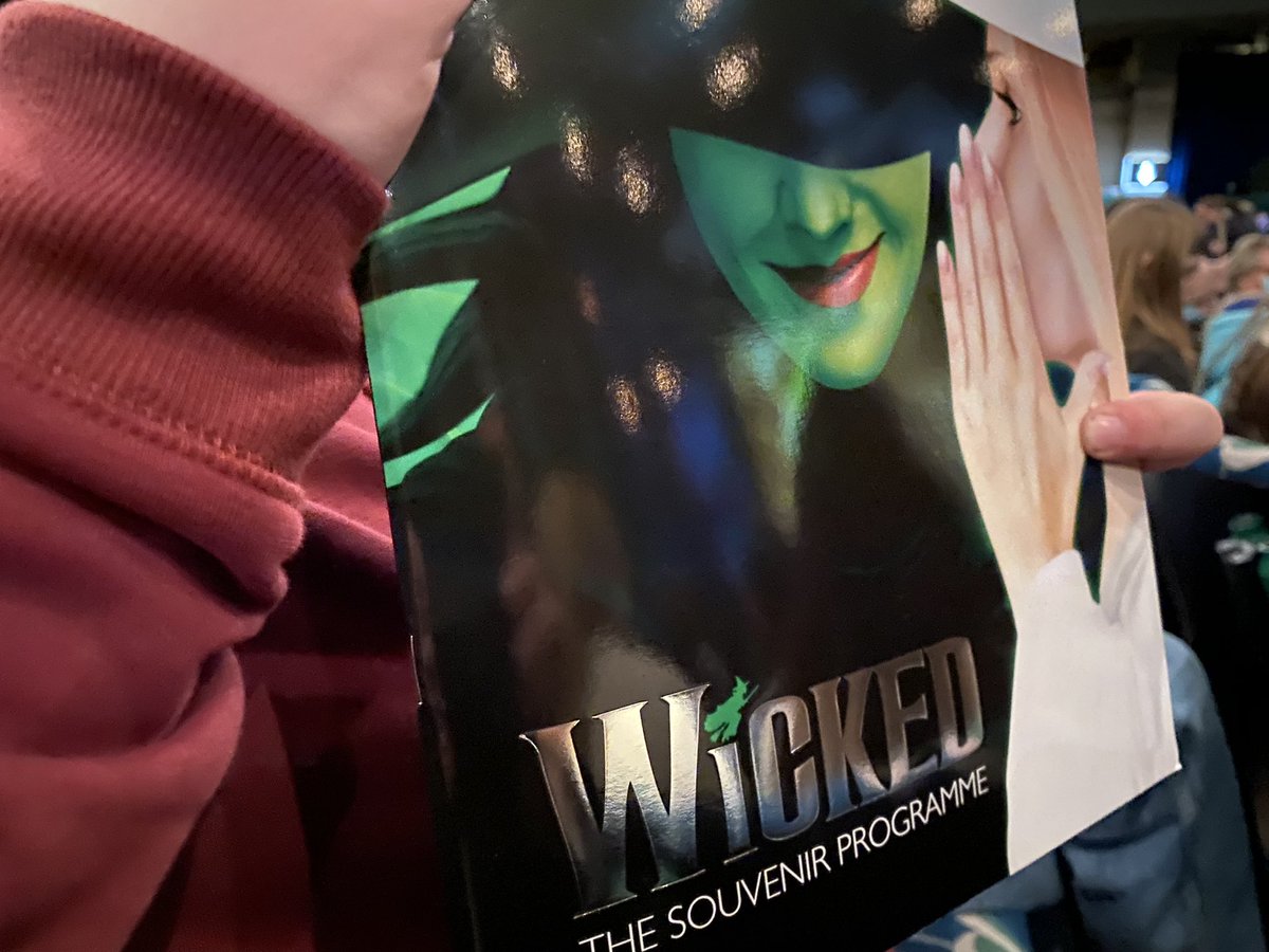 Our Year 9s and Year 11s have been Tate Art gallery cultured, pizza / pasta fed and now awaiting a “Wicked” west end evening experience!
