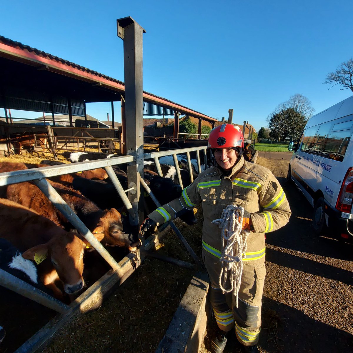 SFRSTraining's tweet photo. 2 great days of @SuffolkFire animal rescue level 2 / 3 refresher training for operational crews with our outside partner agencies @OldHallFm  at Woodton. David Love Bullit Services and Klub Equest. #NotJustFires https://t.co/hWaQmPSMLN