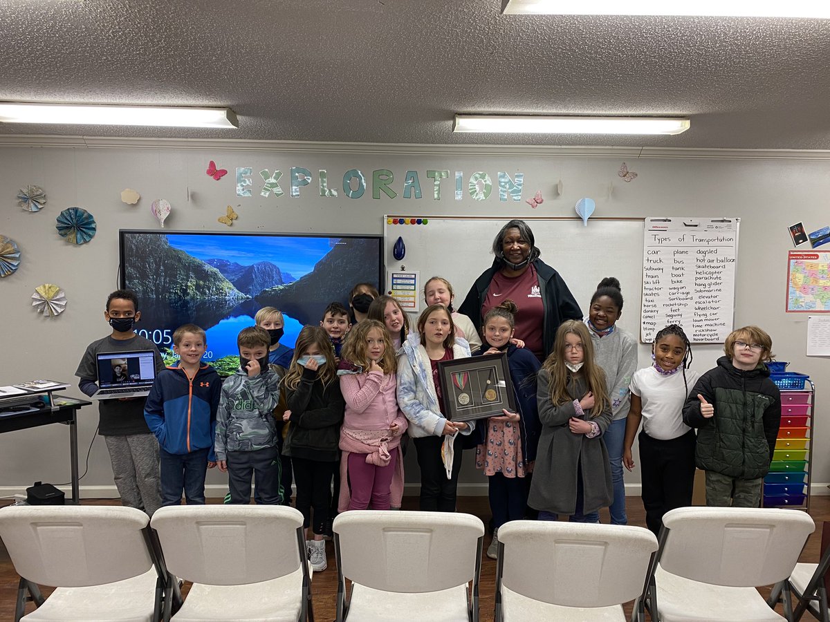 HughesExplorers's tweet photo. Today we had Coach Rose Powell, a former Olympic volleyball player and silver medalist π₯ join our class to share her experience competing at the Olympics! What a great addition to our Olympics unit! @MXRComets #ALGifted #ALGEM22 https://t.co/Jd05ym2Ftw