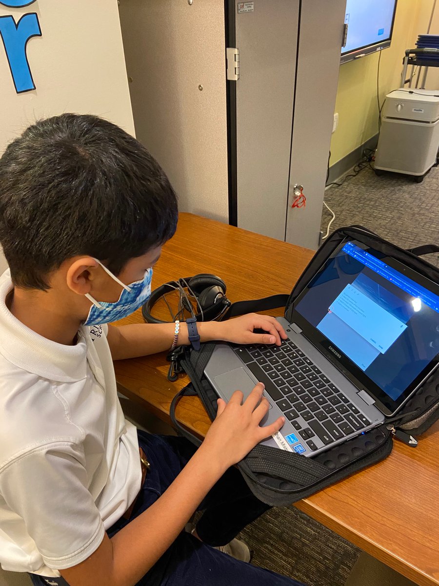 <a href="/Hunter__Branch/">Hunter Branch</a> 4th Ss having fun writing about their perfect snow day with <a href="/BookCreatorApp/">Book Creator from Kami</a> in the Idea Lab #trinitylearns