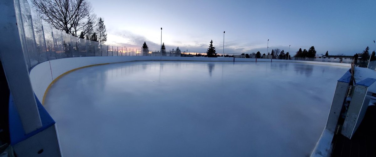 Sunday Jan 23 @ 1245-430 Leefield Community Rink Celebration Bbq sponsored by <a href="/ThriveEdmonton/">Thrive Outreach Edmonton</a> <a href="/wowdessert/">WOW! Factor Desserts</a>