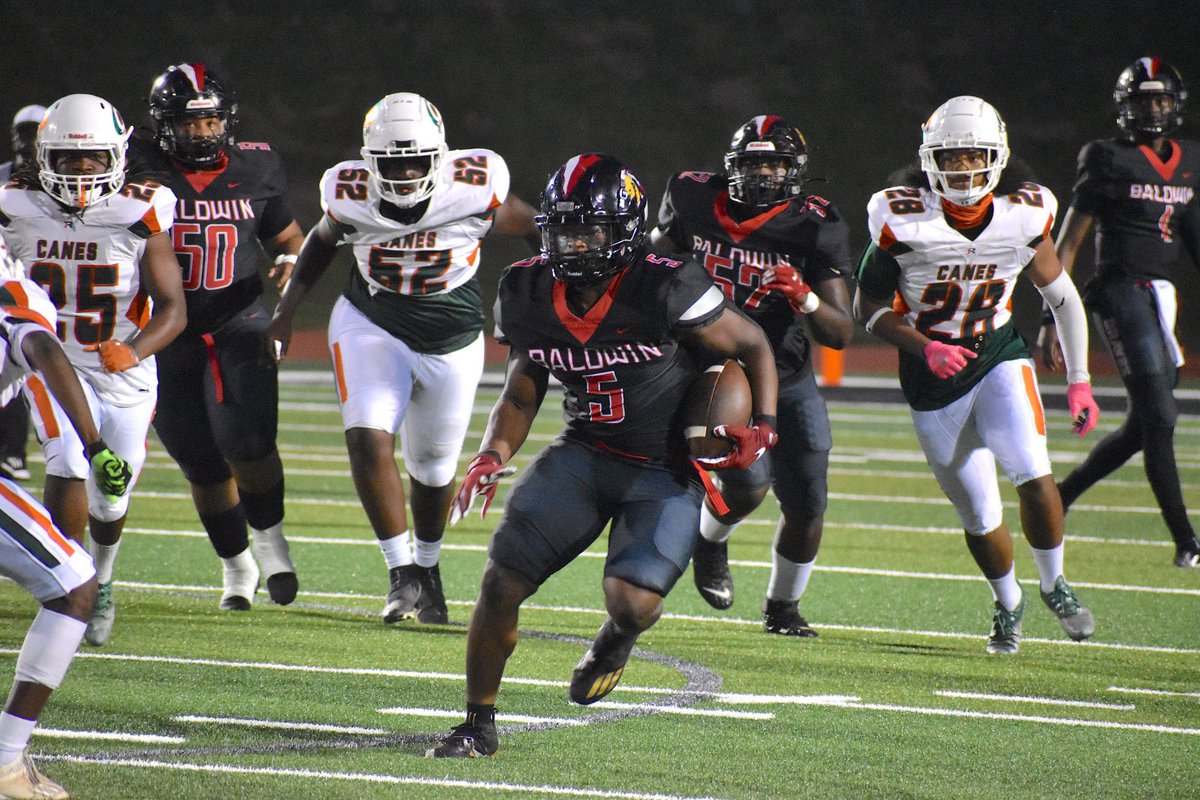 GilPound8's tweet photo. Some big offers for a couple of All-County Football First Teamers this week. 2024 Baldwin RB Micah Welch has an offer from South Carolina, and 2024 JMA DT Ameir Glenn has one from Boston College https://t.co/ueMrptTQH3