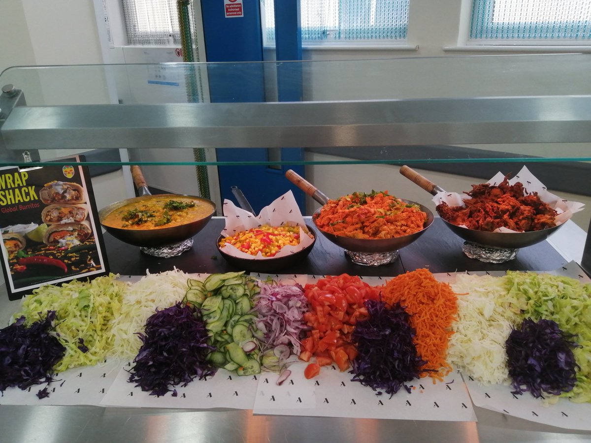 Fantastic visit to our @Academy_Food_UK school in Romford Essex today. <a href="/santoshshetty05/">Santosh Shetty</a> &amp; his fantastic team delivered a outstanding #Veganuary event for the students! Vegan Wrap shack, Curry Corner &amp; vegan sweet treats! Well done to all the team 👏🏻👏🏻👏🏻