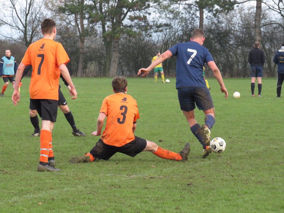 fc_gss's tweet photo. Sunday saw us back to winning ways with a 2-0 win over Litlington. Goals came from Marcus and Jamie B.
Special shout out to @TheKeeperinpink who secured his first clean sheet of the season.
#GSSFC https://t.co/LgF9ChQTlb