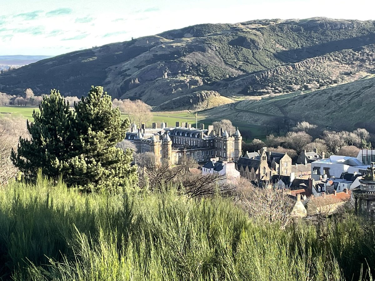 Lloyd Edwards tweet media