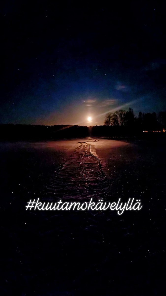 T_Teija's tweet photo. Tänä iltana ei tarvinnut otsalamppua #kuutamo https://t.co/jPrqvg7oH9