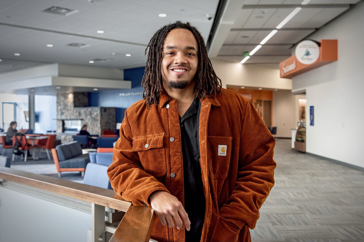 umary's tweet photo. Next up in our Life and Dignity Week Student Features we have Brannon Flowers, the Vice President of @umarybsu, a newer organization on campus that is dedicated to creating an all-inclusive environment for social and cultural growth on campus and in the community.
#LifeatMary https://t.co/FHEPz92HuD