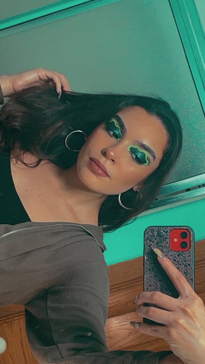 iselamarieee's tweet photo. Shego Vibes 💚🖤 https://t.co/gpYJY6tzi2