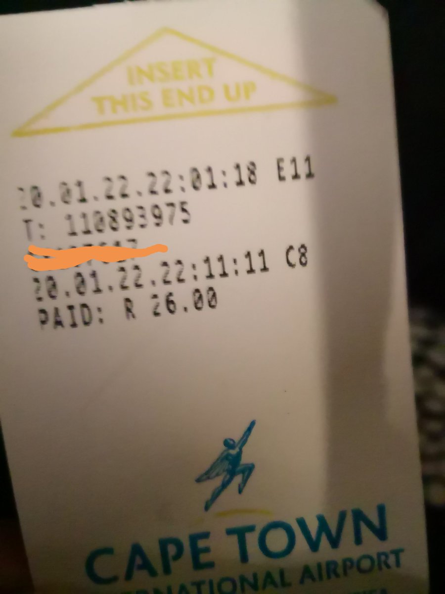 LuanaBV's tweet photo. @capetownint @Airports_ZA absolute chaos when trying to pick someone up at the airport.   Poor signage and lack of staff resulted in many people paying R26 for a 5 min pick up. Staff know this but do nothing to help... easy money for #ACSA https://t.co/xgpgWpj1wD