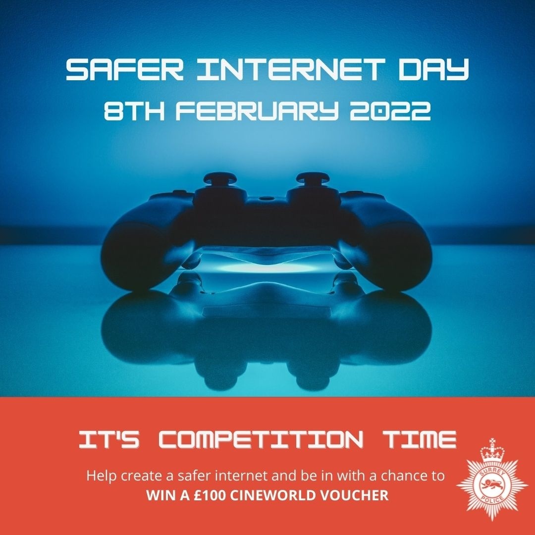 FJkmajfXIAUy6X3.jpg:large