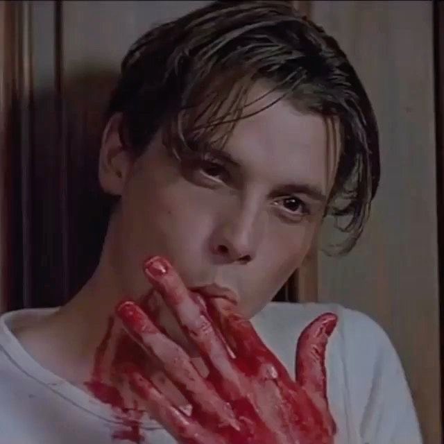 Happy birthday Skeet Ulrich!      