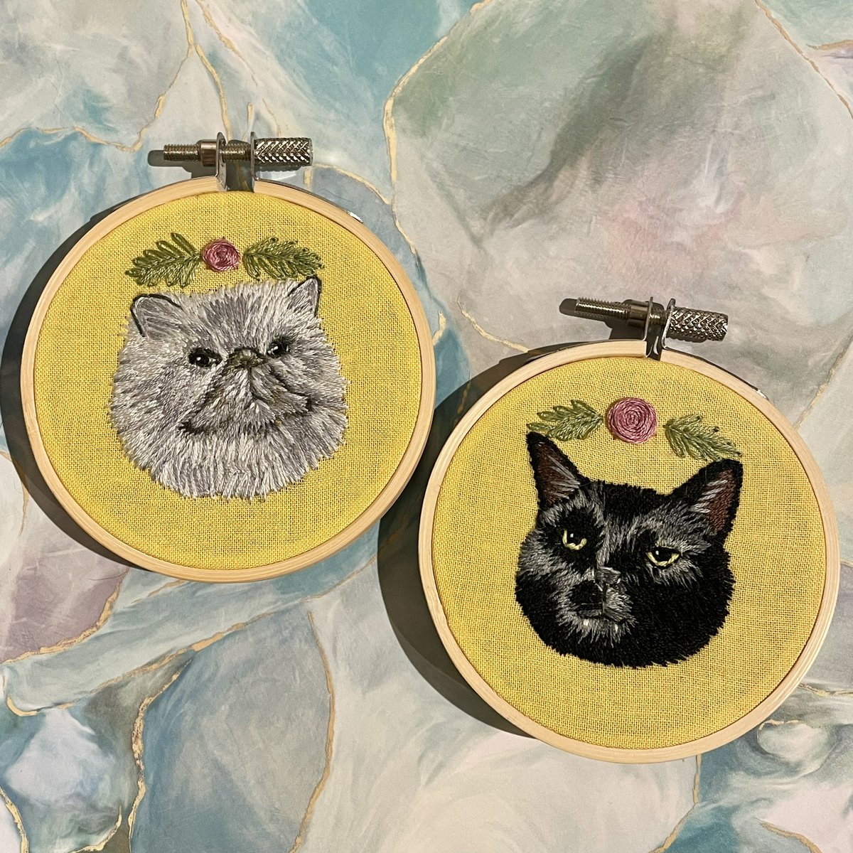 marschildcrafts's tweet photo. hello hi my commissions are open!! shoot me a DM if you’re interested - here are some examples of my previous custom work✨ https://t.co/5Jq3RqygnN