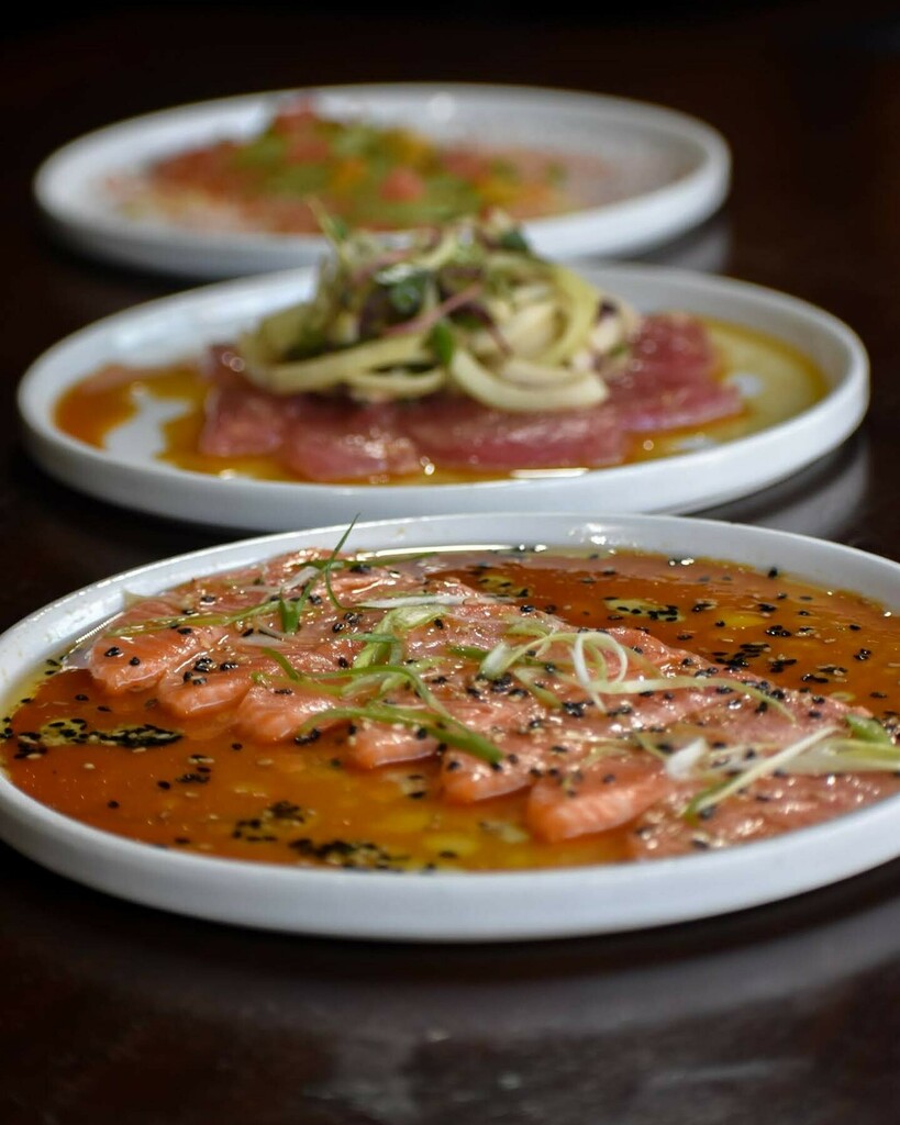 Come for the happy hour 🎉 Stay for the crudo jokes 🤭#happyhour #newfood #seafooddreams 

We are introducing three mouthwatering sea delights. 

The first is a salmon crisp featuring a mixture of b&amp;w sesame seeds, a blend of olive oil &amp; sesame oil, and finished with a savory …