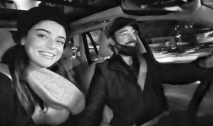 Yakın zamandan herkesten evlilik haberleri gelince AyçAlp çiftnden
“”SIRADA BİZ VARIZ “” pozu geldi..”
#AlpNavruz #AyçaAyşinTuran