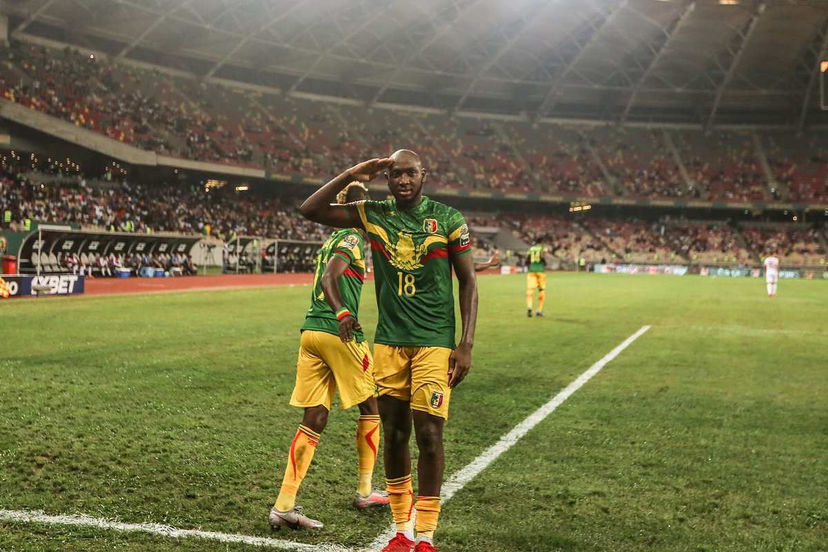 AiglesDuMali1's tweet photo. La #TeamMali s'impose sans bavures 2-0 (M. Haidara 2' et I. Koné 49').
Prochaine mission, les 8ème de finale #TotalEnergiesAFCON.
#MLIMTN
#UnMaliQuiGagneEnsemble 👊 https://t.co/jZPJNhc4Qw