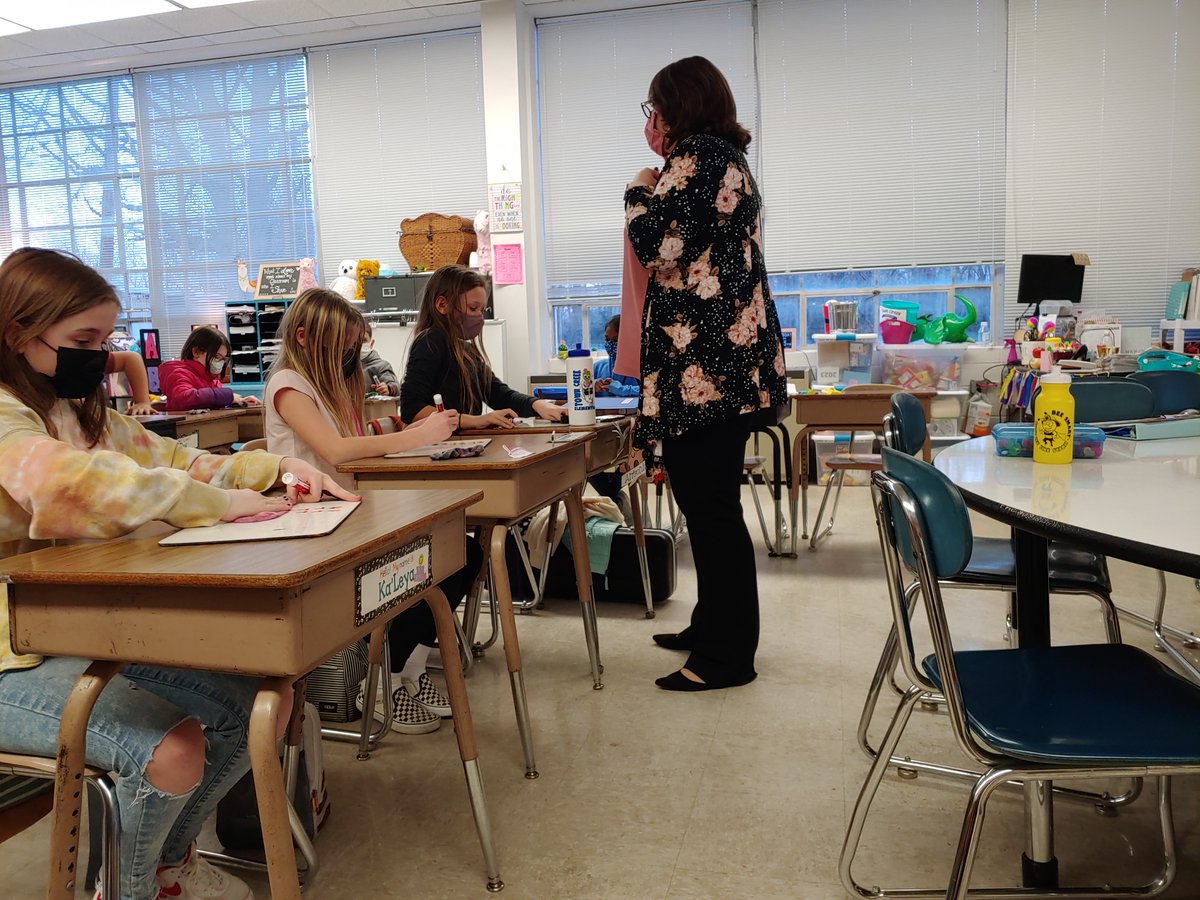 TCES_SMCPS's tweet image. Mrs. Kirby led our 4th and 5th-grade math team students in two after-school practices this week.  
TCES Terrapins love math!  #tcesrocks