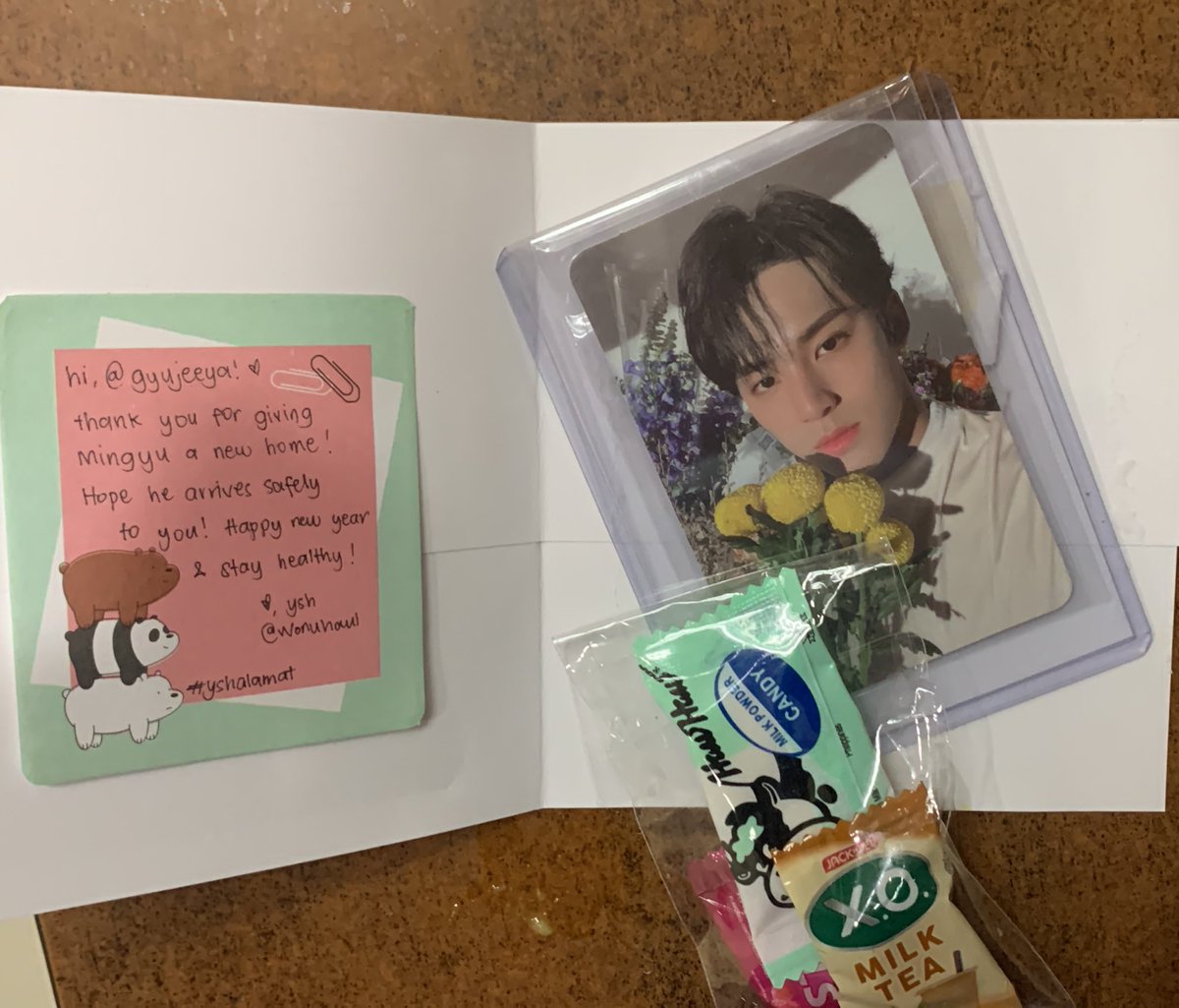 gyujeeya's tweet photo. WELCOME HOME SA MANLILIGAW KO HA 😭😭 tysm @wonuhaul for packing him super safely 🥺 and thanks sa pag host ng tingi @svtchns ^^ #yshalamat https://t.co/UZcwL3dBck