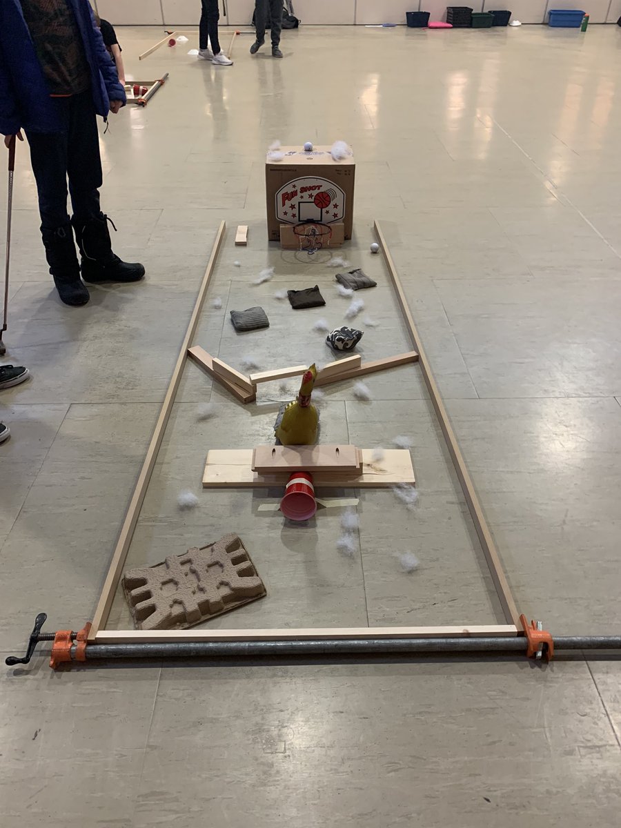 Ecole Glenrosa Middle School tweet media