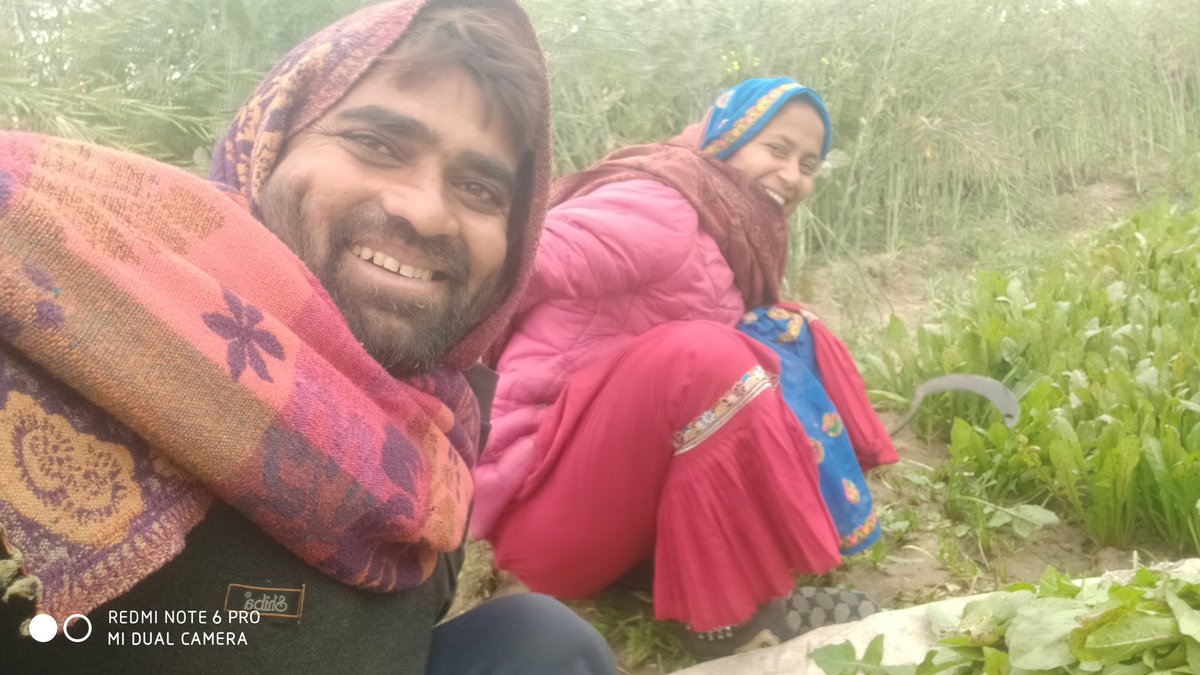 JavanSinghMeena's tweet photo. ऐसे क्या देखतीं है👉👉 जीत अपने संघर्ष की होगी  जोहार उलगुलान🙏💕 जारी
#RailwayMinister_SaveStudentsLife https://t.co/RZe6RHbnNt