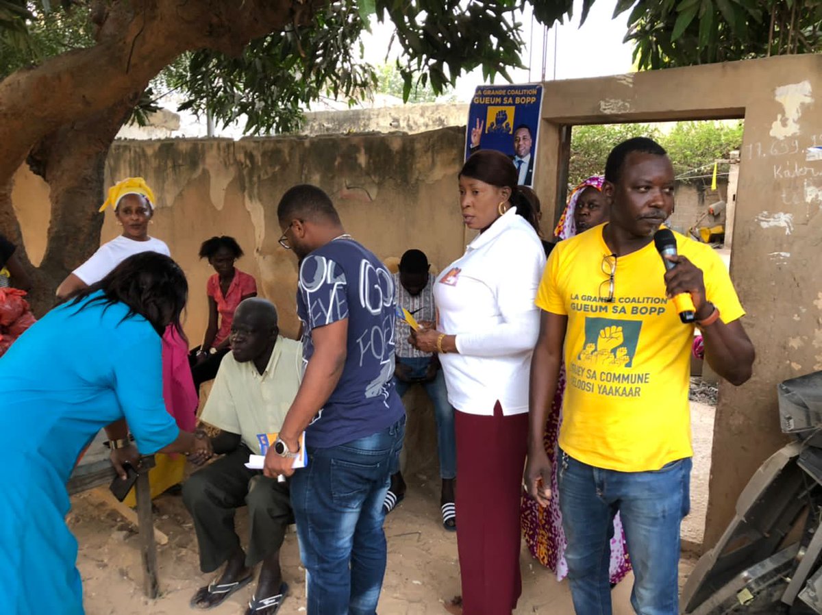 GSaBopp's tweet photo. ✊Ils ont tous dit oui à la GRANDE COALITION GUEUM SA BOPP. Madame #Astou_Diouf candidate à la #Commune_EST_THIES✊
#Ligueye_Sa_Gokh✊
#Deloosi_Yaakar✊
@seyelatyr @dakaractu @7tvOfficielle @Bouganegueye @Kebetubot @ThiesPrestige @GokhBi @Thiesvision https://t.co/m42YC70zdg