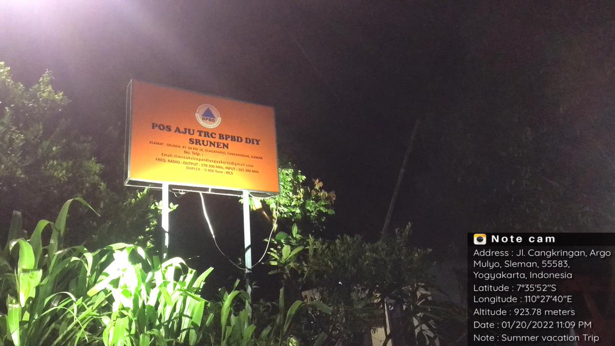 TRCBPBDDIY's tweet photo. Laporan tunda giat tadi malam Kemis Legi, 20/01 pukul 22.30 wib .Sambang Pantau Lereng Merapi Sektor Barat. Safety Briefing_ keberangkatan personil oleh P27 @gustoder dengan rute #rondamerapi kali ini di sektor timur G. Merapi. 🙏👨🚒🇲🇨 https://t.co/nS5ul4QdQ1