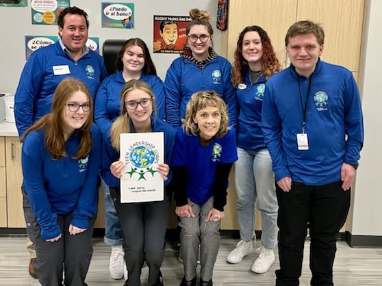 EHOVEtlc's tweet photo. This group is small but mighty! And today we enjoyed meeting with TLC Executive Director Matt Old. https://t.co/tgES2IfdWJ