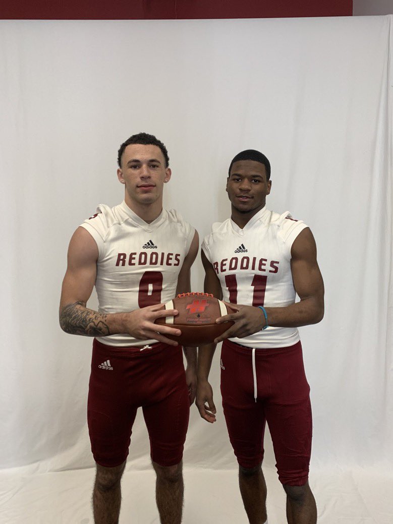 Had a great visit and left with a wonderful offer!! Much love <a href="/ReddiesFB/">Henderson State Football</a> @CoachO_Reddies <a href="/Fuller_Clint/">Coach Fuller</a> <a href="/kilgore_fb/">Kilgore Bulldogs FB</a> <a href="/coach_lyons47/">Josh Lyons</a>